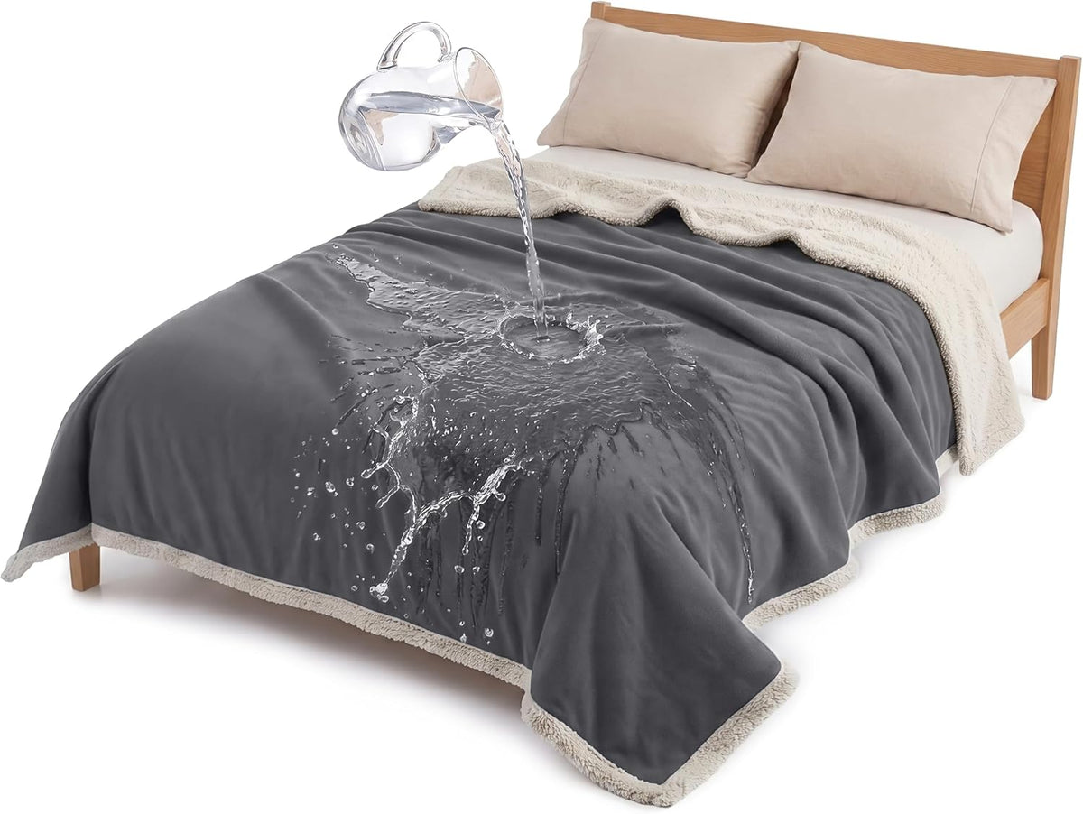 Waterproof Pet Blanket, Reversible Throw for Dogs and Cats - Petguard