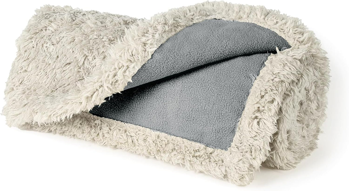 Waterproof Pet Blanket, Reversible Throw for Dogs and Cats - Petguard