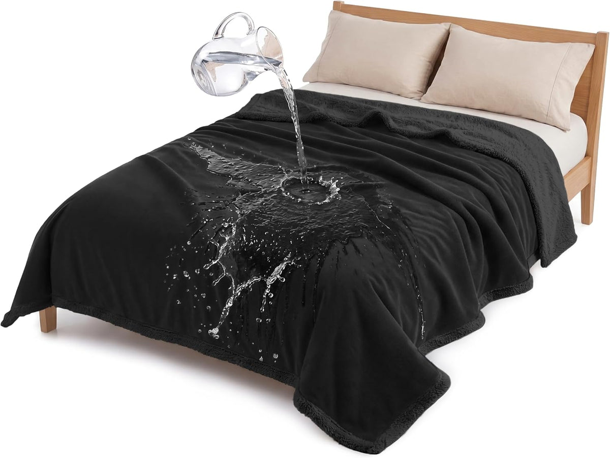 Waterproof Pet Blanket, Reversible Throw for Dogs and Cats - Petguard