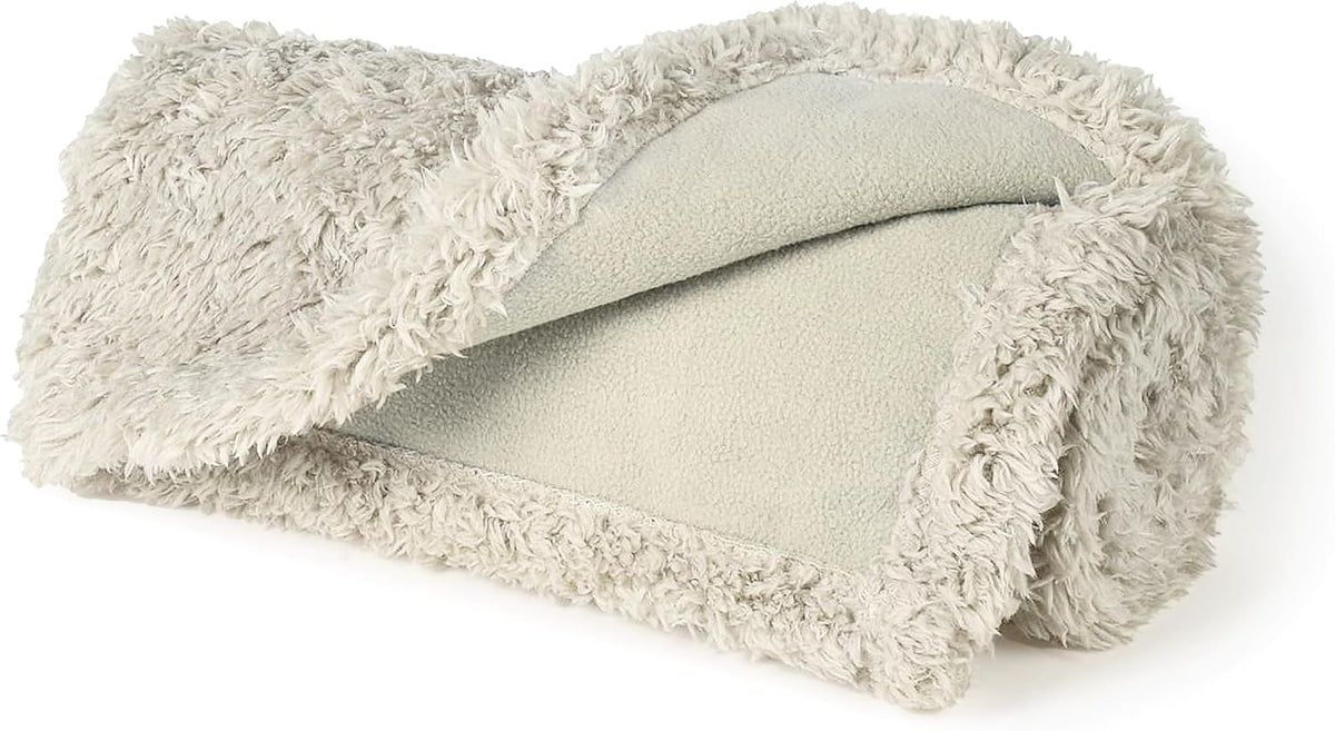 Waterproof Pet Blanket, Reversible Throw for Dogs and Cats - Petguard